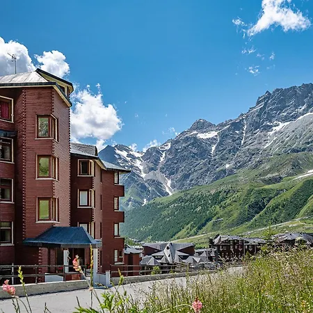 Apartment Classbnb-spacious Mountain Just 500m From The Lifts Breuil-Cervinia